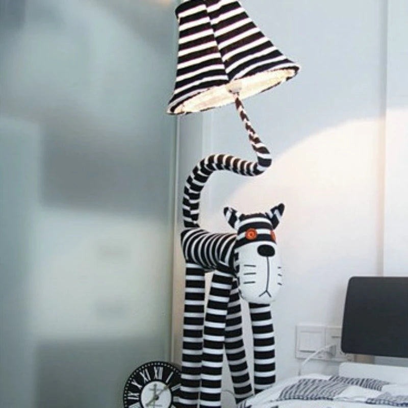 CozyKitty Dimmable Floor Lamp: Charming Cartoon Cat Design, Perfect for Christmas Gifts